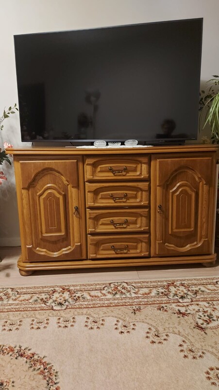 Elbląg Sprzedam stylowe meble w bardzo dobrym stanie. Zestaw : kompletny segment + komoda RTV + mała komoda = 1200 zł