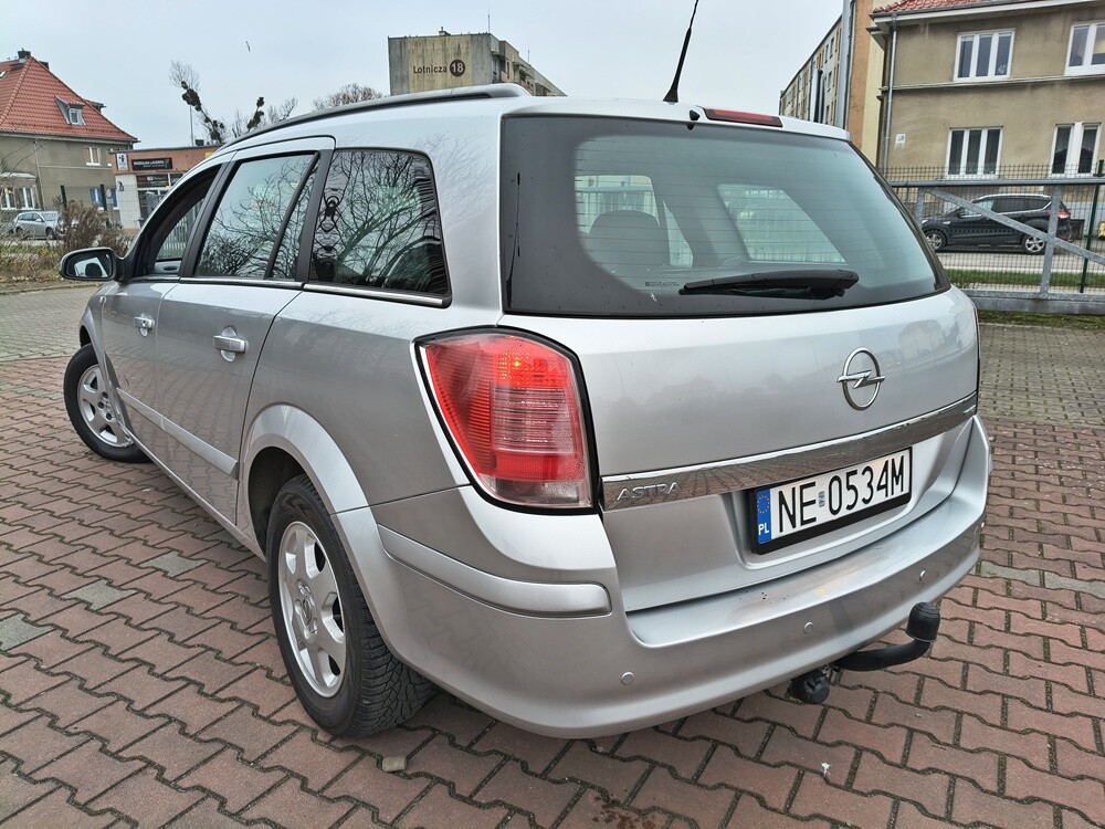 Elbląg OPEL ASTRA H KOMBIZarejestrowana i opłacona! 1.6 Benzyna 105KM (wolnossąca jednostka)
