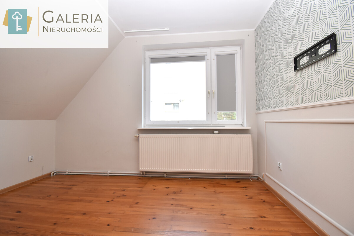 Elbląg GALERIA NIERUCHOMOŚCIZ pasji i miłości do nieruchomościNa sprzedaż: Czteropokojowy dom w zabudowie szeregowej