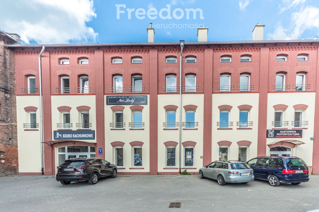 Elbląg FREEDOM NIERUCHOMOŚCIWynajmę lokal użytkowy - Elbląg, Zacisze. Lokal usługowy w centrum Elbląga – przestrzeń dla