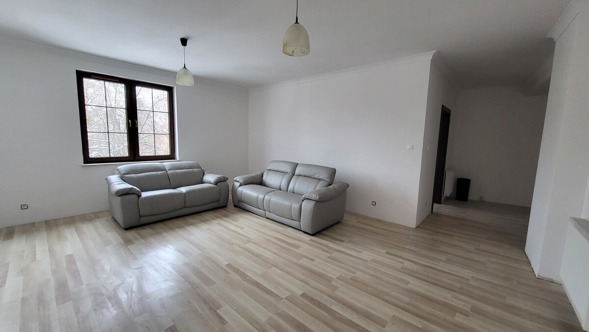 Elbląg KWADRAT NIERUCHOMOŚCI3 pokoje, 101 m2apartamentowiec z 2020 r. III piętro - windamedia z miastado