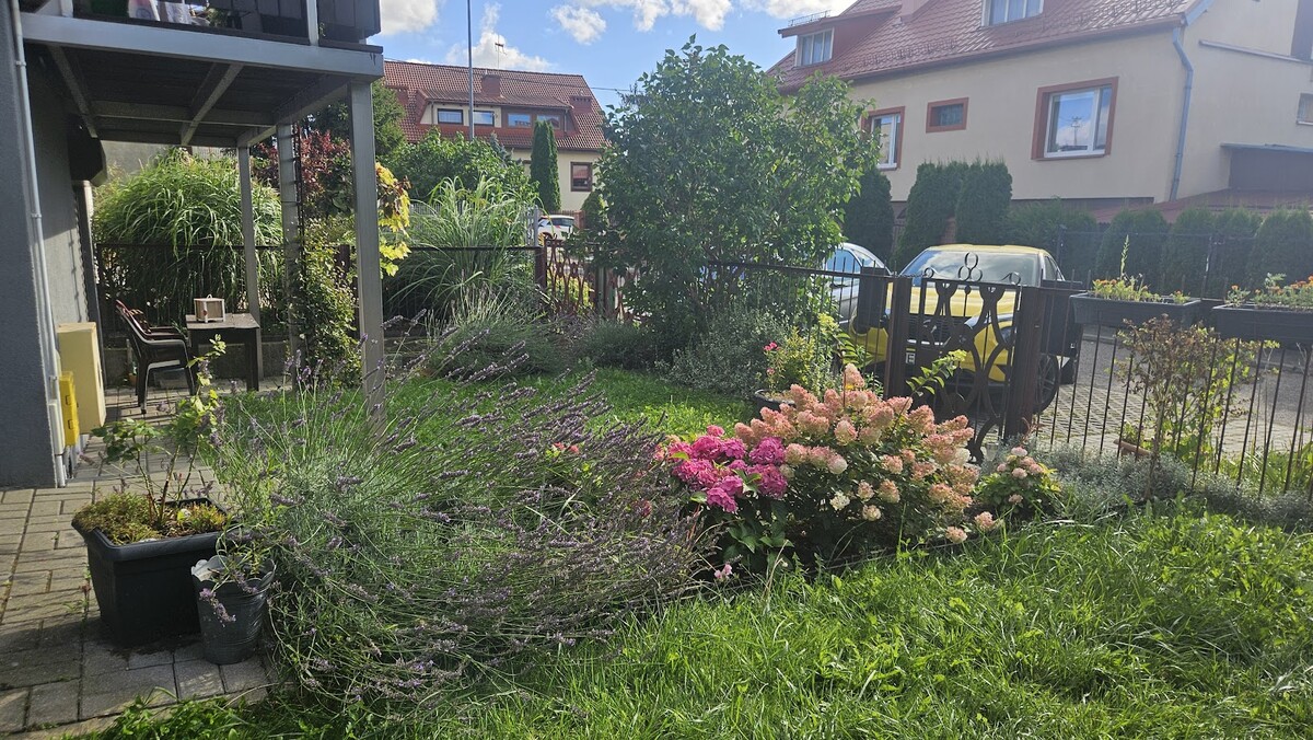 Elbląg KWADRAT NIERUCHOMOŚCIMieszkanie bezczynszoweGarażOgródekUl. MorszyńskaTylko 2 rodziny w budynku