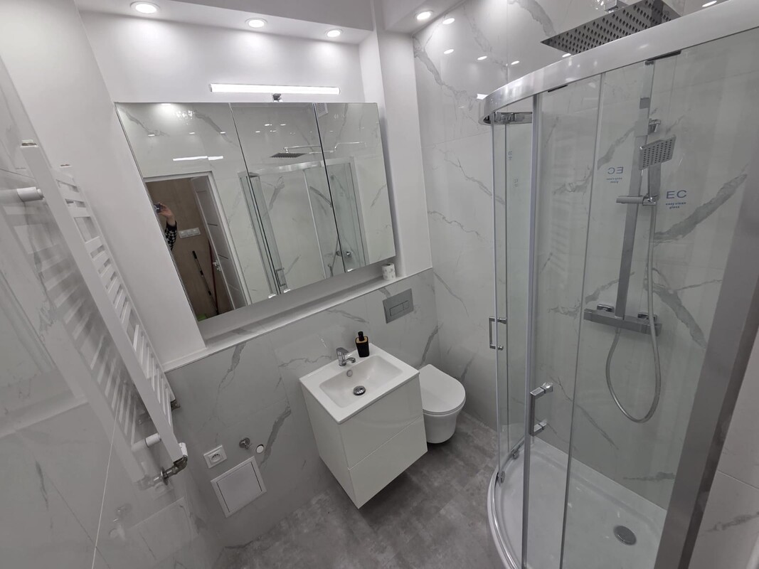 Elbląg AS NIERUCHOMOŚCI POLECAMIESZKANIE NA WYNAJEMElbląg, ul Mączna* Sypialnia z balkonem* Salon z