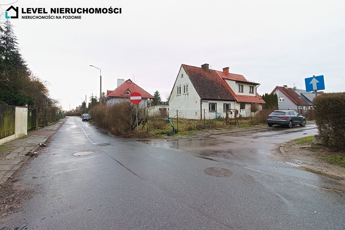 Elbląg LEVEL NIERUCHOMOŚCI Dom z pozwoleniem na przebudowę Dom 183m2 Elbląg ul. Łukasińskiego