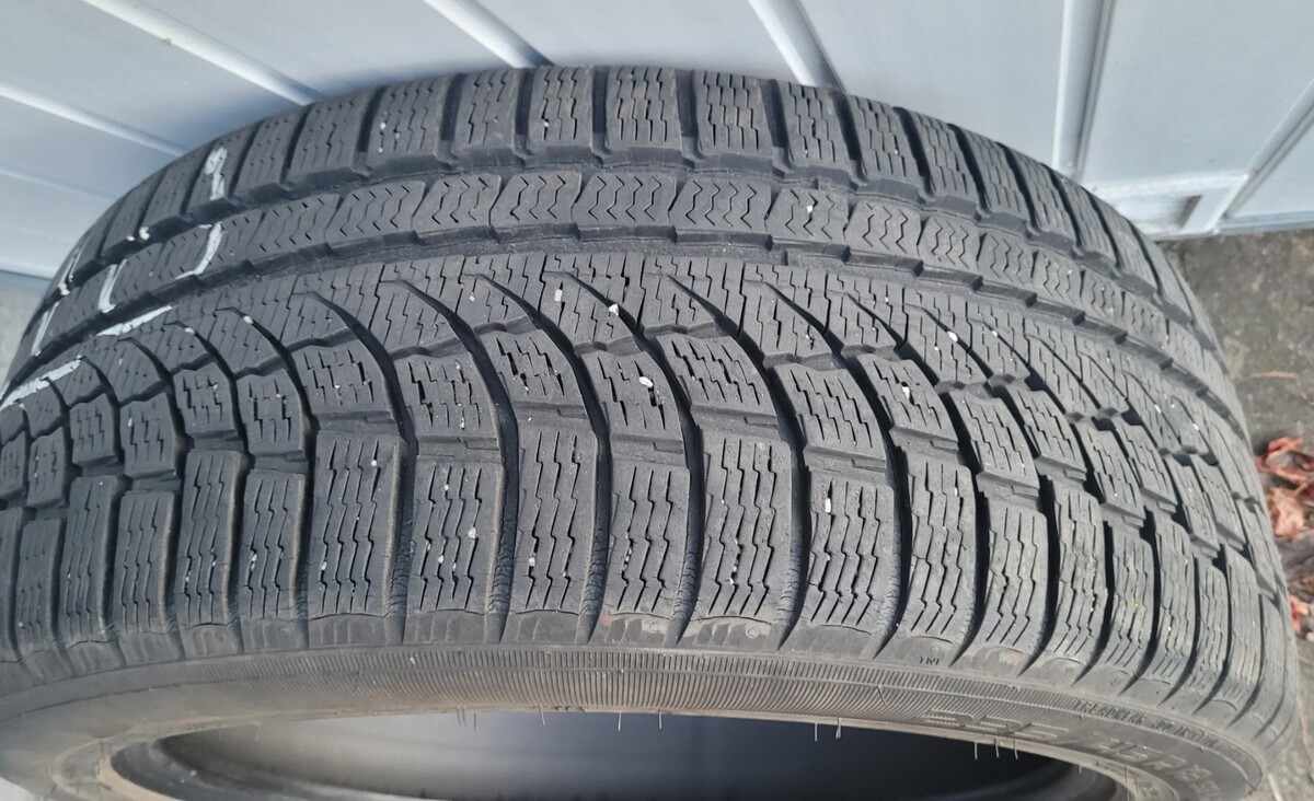 Elbląg Opony zimowe Nokian 235/45 R18