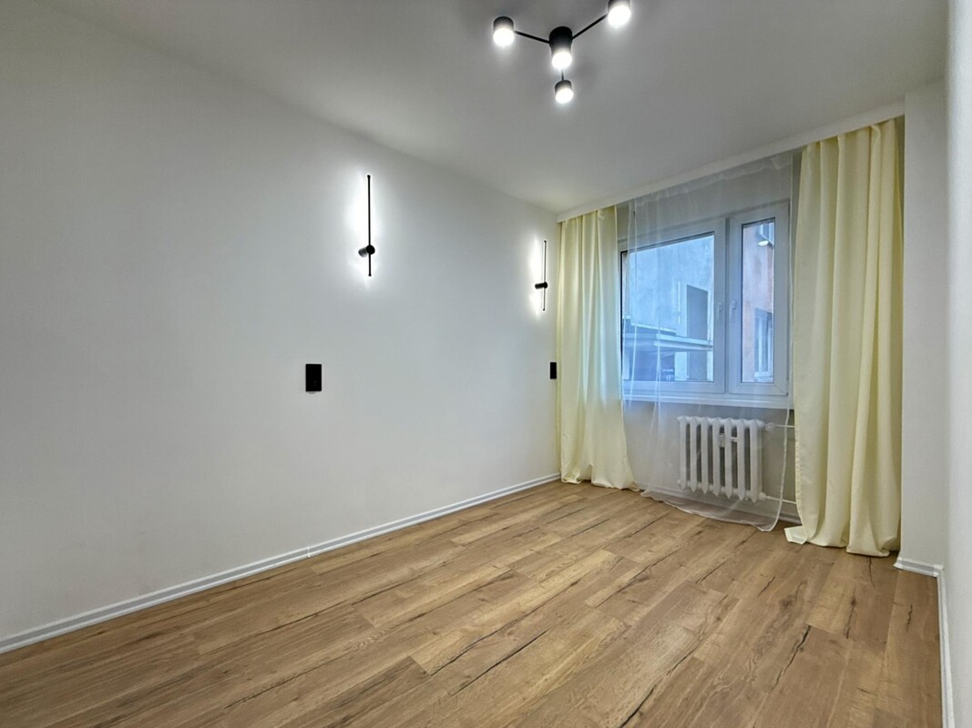 Elbląg SPRZEDAM Atrakcyjne 3-pokojowe mieszkanie 46 m² – po generalnym remoncie! Lokalizacja: