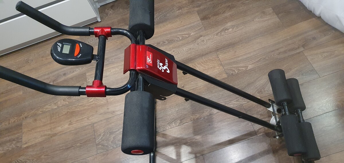 Elbląg Intertek, używana Ławeczka do mięśni brzucha Trainer jest idealnym narzędziem nie tylko do wzmocnienia mięśni