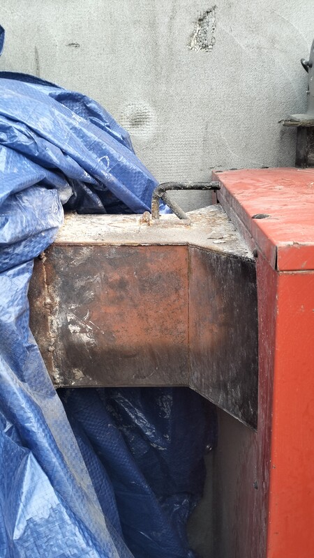 Elbląg Sprzedam piec co zasypowy na miał, drewno, węgiel, pelet 25 kw. Wyposazony w sterownik, dmuchawę i pompkę. Piec