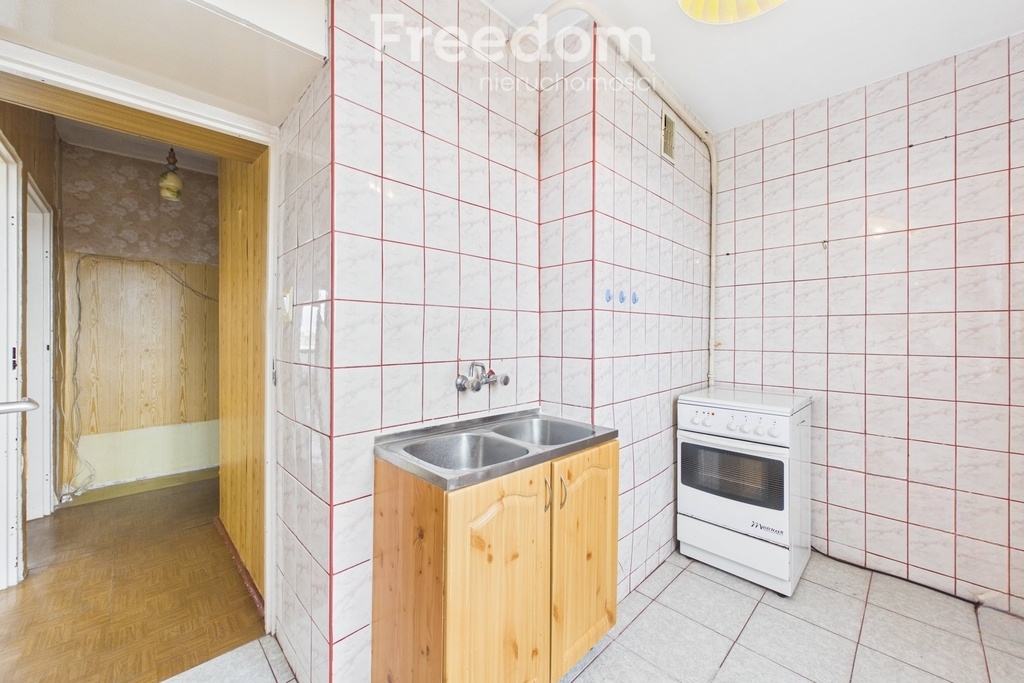 Elbląg FREEDOM NIERUCHOMOŚCISprzedam mieszkanie - Malbork, Jasna. Lokal o powierzchni 43,88 m² + piwnica 2,82 m²,