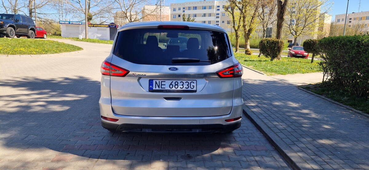 Elbląg SPRZEDAM FORD S-MAXRok produkcji: 2016Przebieg: 218 tys. Silnik: 2.0 150KM DieselSkrzynia biegów: