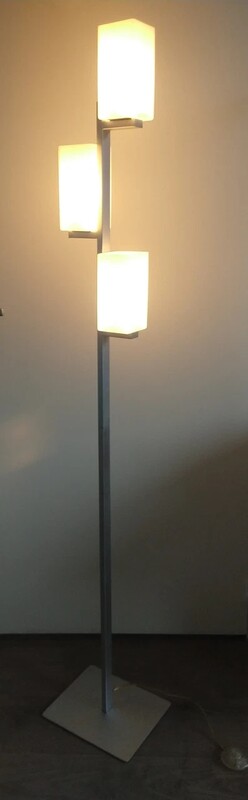 Elbląg Philips Massive
Lampa sufitowa Massive Khama (szerokość 74cm) + lampa podłogowa Massive Khama (wyskość 160cm)-