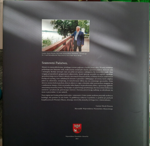 Elbląg Sprzedam NOWY piękny album. Prawie 200 stron. Sztywna okładka.30x30 cm. Parki Krajobrazowe Warmii i Mazur.