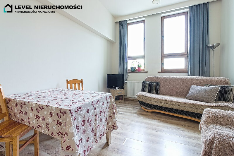 Elbląg LEVEL NIERUCHOMOŚCIDwa mieszkaniaI piętro 74,8m2ul. Hetmańska, ElblągNIERUCHOMOŚCI NA