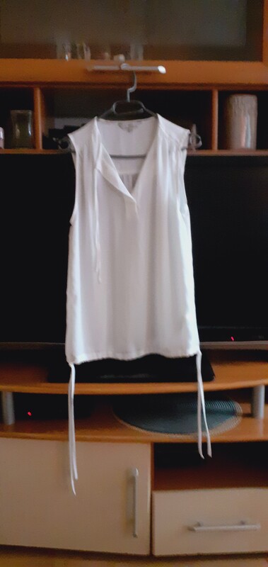 Elbląg Oddam odzież damską za owoce. .. .kontakt SMS. .. .. .ciuszków jest więcej niż widać na zdjęciach