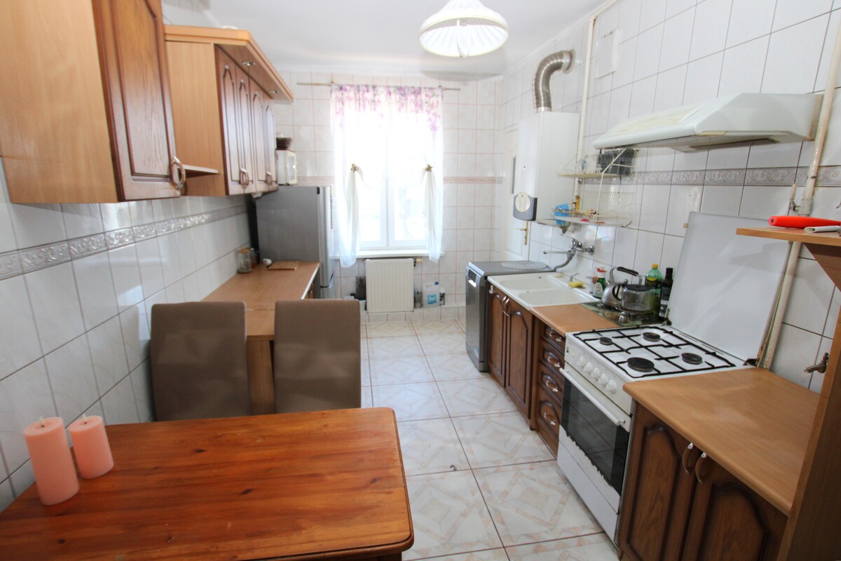 Elbląg NIERUCHOMOŚCI ANNA KRASZEWSKA Mieszkanie do wynajęcia na I piętrze ul. Fabryczna