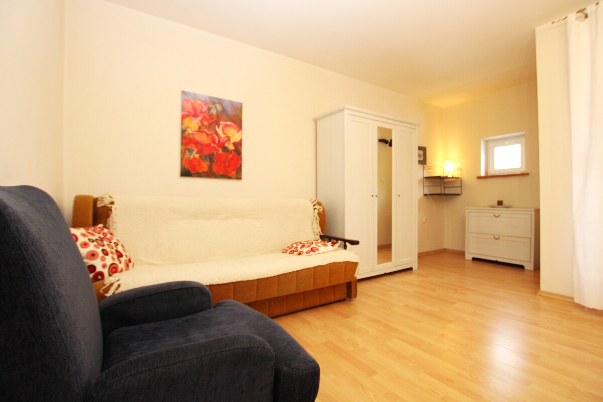 Elbląg NIERUCHOMOŚCI ANNA KRASZEWSKA Klimatyczne mieszkanie na Starym Mieście ul. Kumieli