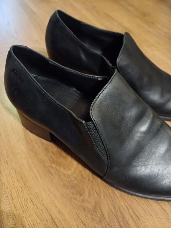 Elbląg Sioux ( niemiecka marka) Buty skórzane rozmiar 7G czyli 40.5 41 długość wkładki 26 cm, skóra mięciutka, wnętrze