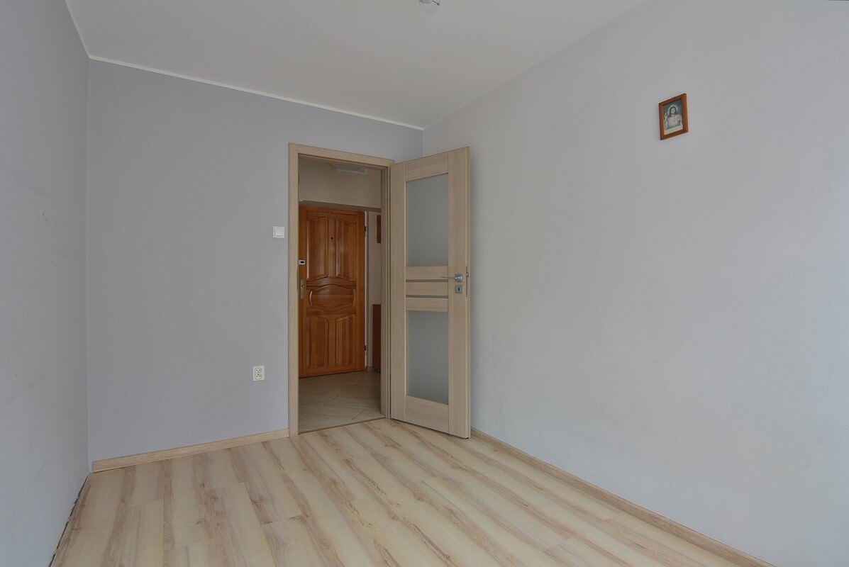 Elbląg MIESZKANIE NA SPRZEDAŻ, ELBLĄG, STARE MIASTO, ULICA ŚW. DUCHA, 2 POKOJE, I PIĘTRO. WGN Nieruchomości oddział