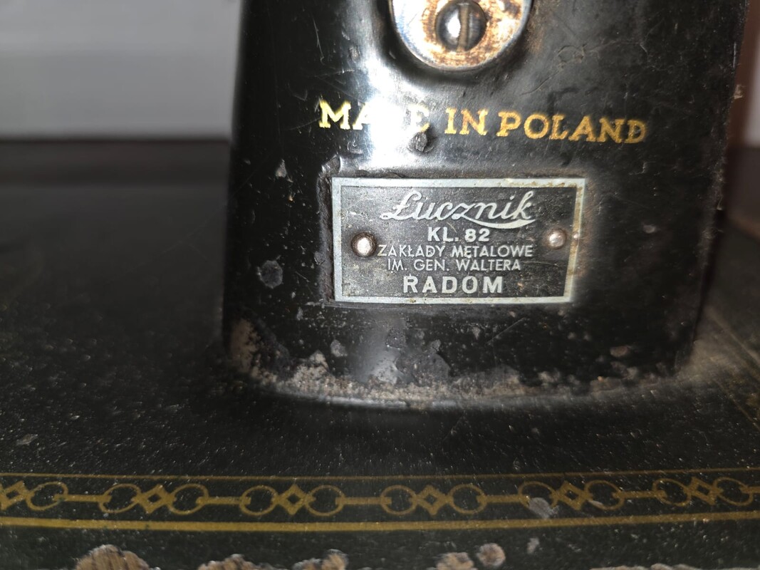 Elbląg Sprzedam maszynę. Sprawna, szyję.