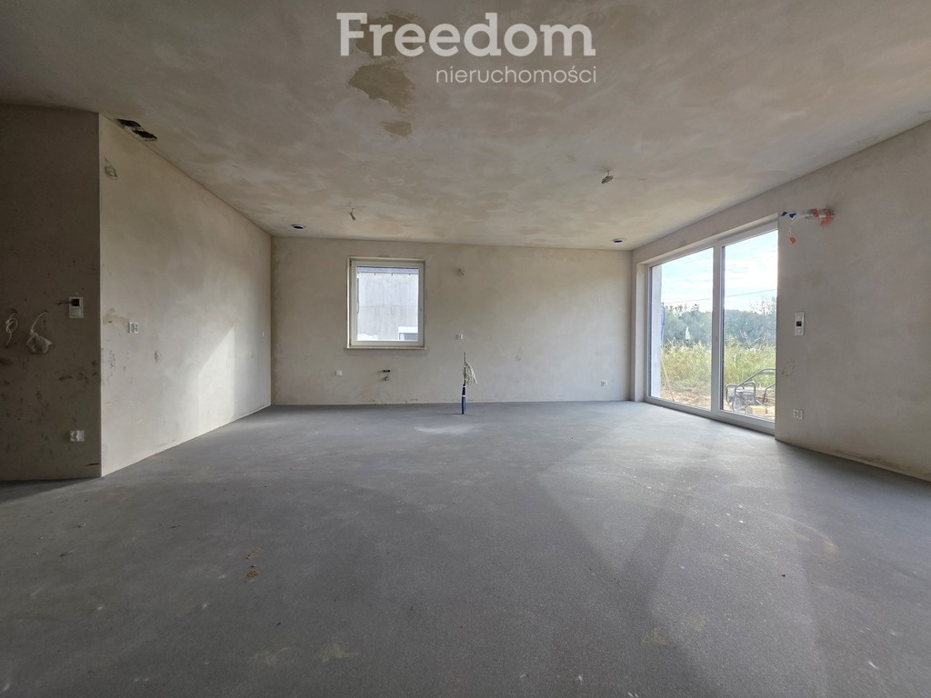 Elbląg FREEDOM NIERUCHOMOŚCISprzedam dom - Elbląg, Druskiennicka. Nowoczesny dom w zabudowie bliźniaczej – Osiedle