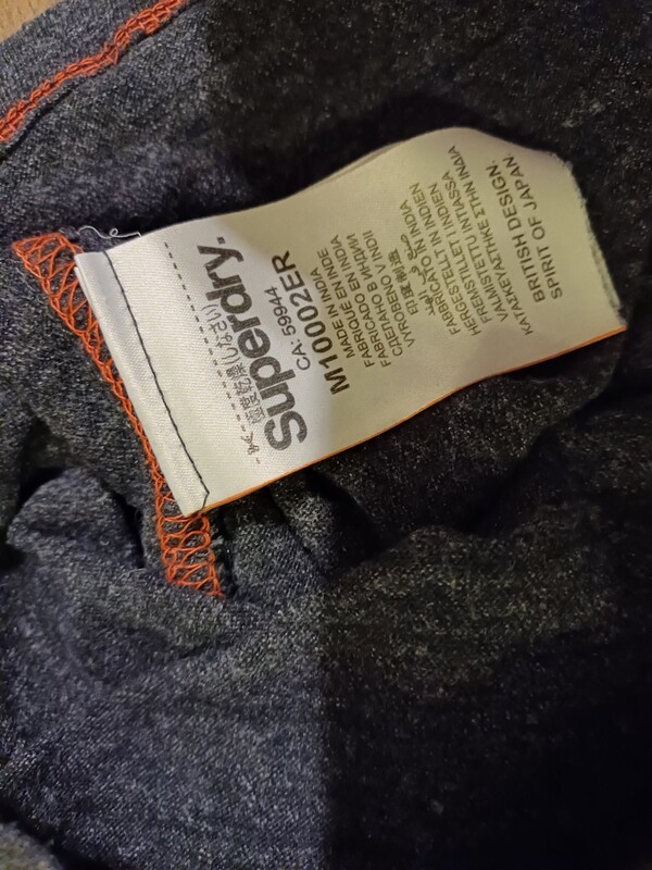 Elbląg Koszulka SUPERDRY rozmiar M stan doskonały beż wad