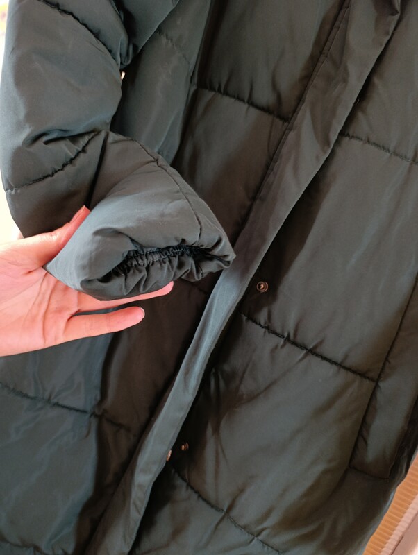 Elbląg Sprzedam płaszcz damski zimowy. Rozmiar S. Stan bardzo dobry jedynie kołnierz do wyczyszczenia. Kontakt sms