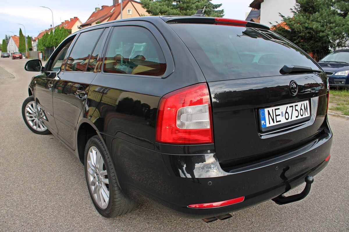 Elbląg SKODA OCTAVIA 2 LIFTSilnik : 2.0 TDi 140KMPełna wersja LAURIN & KLEMENT
