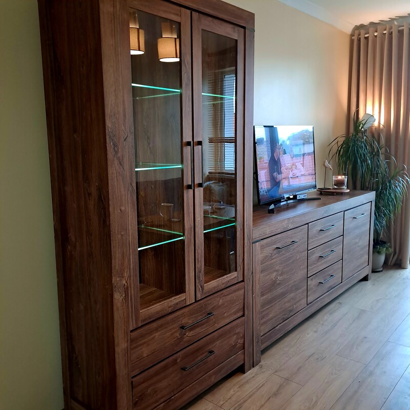 Elbląg Wynajmę mieszkanie w Elblągu ul Kościuszki/ wieżowiec/ 42 m dwa pokoje / salon oddzielna kuchnia sypialnia/ w