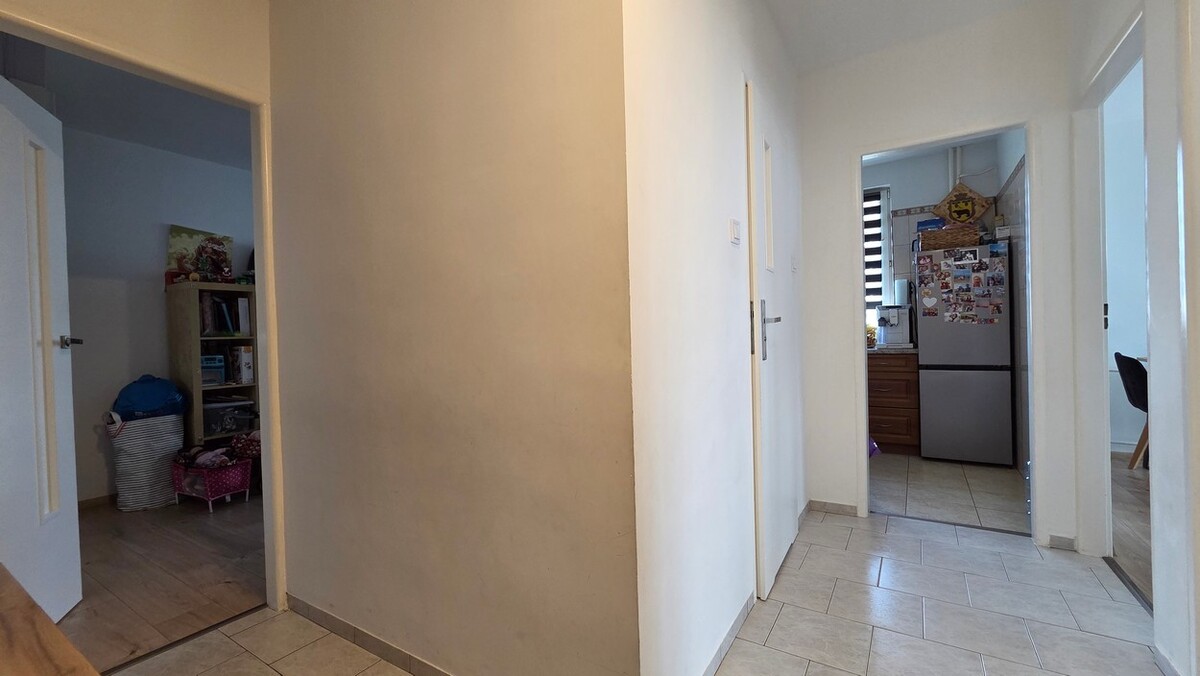 Elbląg SZULC & SZULC BIURO NIERUCHOMOŚCI NA SPRZEDAŻ Przestronne 3-pokojowe