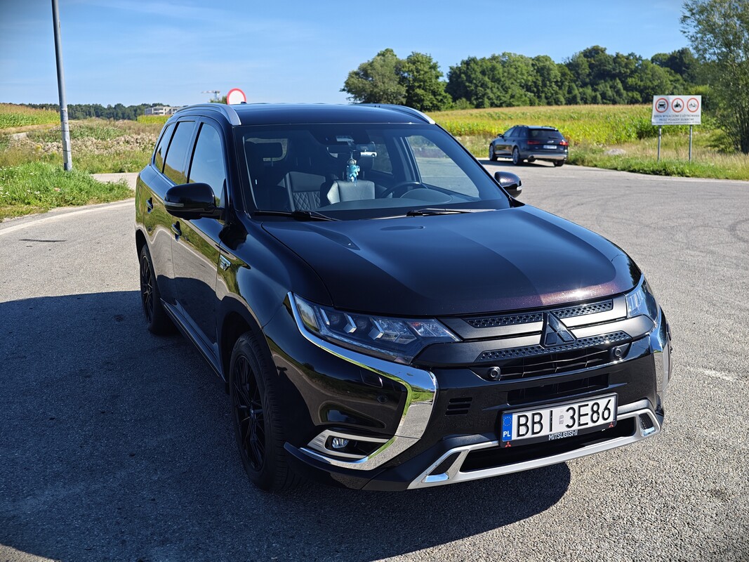 Elbląg Mitsubishi Outlander 2.4 phev 2019 rok 153 tyś. km.