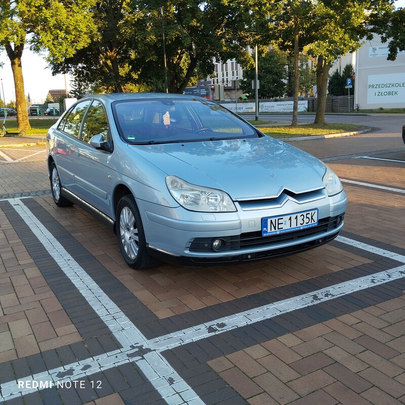 Elbląg Sprzedam Bardzo Ładny - CITROEN C5 Limuzyna.
Rok produkcji - 2007
Bardzo Ładny Kolor - BŁĘKIT Metalik.
Silnik