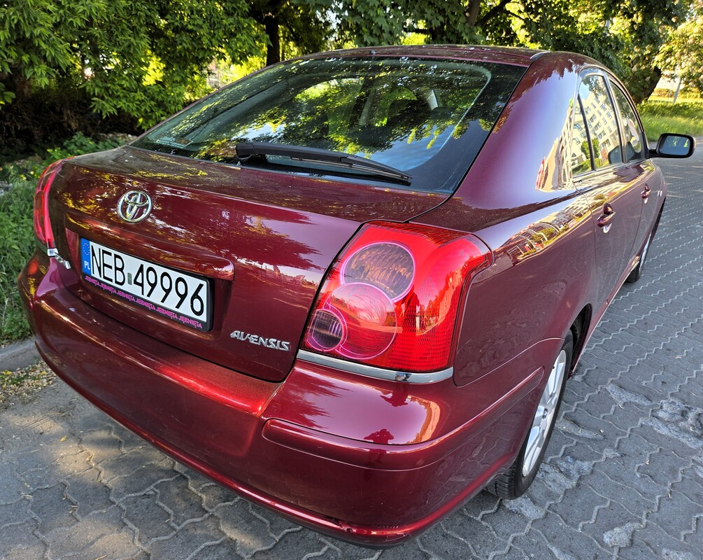 Elbląg Toyota Avensis 1,8Benzynka 130KM Bogata Wersja Wyposażenia 2005Rok-Klimatronik Poduszki Powietrzne