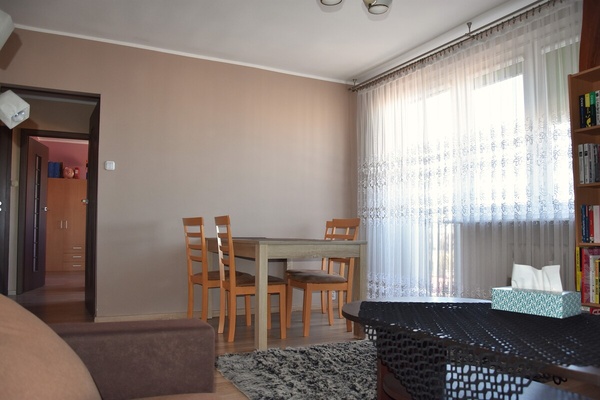 Elbląg ATUT NIERUCHOMOŚCI poleca z nową cenąMIESZKANIE z PIĘKNĄ PANORAMĄ MIASTA. Elbląg ul. Piechoty. Oferujemy