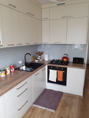 Elbląg MEGA-CONSULT NIERUCHOMOŚCI - WYCENA, SPRZEDAŻ, KUPNO, WYNAJEM OFERUJE ATRAKCYJNE MIESZKANIEPOWIERZCHNIA