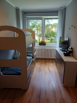 Elbląg DOM NIERUCHOMOŚCIOFERUJEMY NA SPRZEDAŻMIESZKANIE 2&nbsp; POKOJOWEPow. &nbsp; 28,8 m2Bezpośrednio Przy Parku