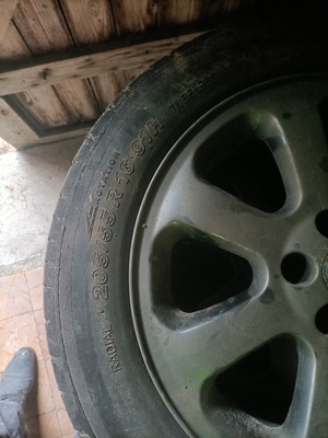 Elbląg Sprzedam alusy wraz z oponami letnimi rozstaw osi 5*112 jest 5 sztuk takich samych koła 16 cena 550 zł kontakt