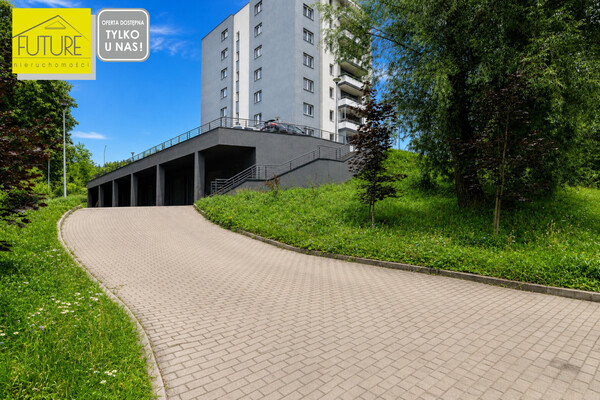 Elbląg FUTURE NIERUCHOMOŚCIWynajmę komercyjny - Elbląg, Aleja Jana Pawła II.&nbsp;GARAŻ PRZY UL. JANA PAWŁA II W