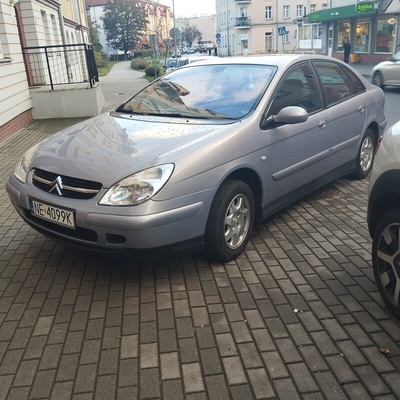 Elbląg Sprzedam Piękny Siwo - Szary Citroen C5 - 1.8 Benzyna - Limuzyna - z Wymienionym ROZRZĄD-em !. 
2003 rok, 
8 x