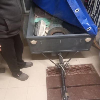 Elbląg Sprzedam przyczepę samochodową z plandeką zarejestrowaną w bardzo dobrym stanie technicznym wymiary 150 /110