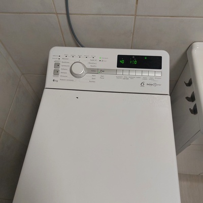 Elbląg Sprzedam używaną otwieraną od góry  pralkę Whirpool Sense Inventer o wkładzie 6kg i mocy odwirowania do 1200