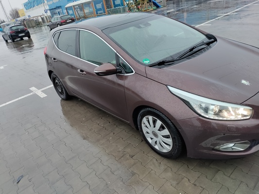 Elbląg Sprzedam kia cee'd 2015r bogate wyposażenie