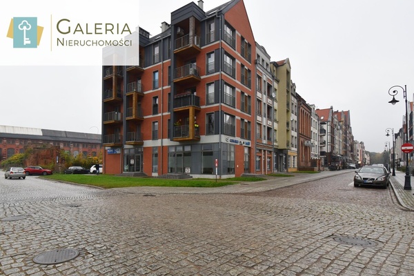 Elbląg GALERIA NIERUCHOMOŚCIZ pasji i miłości do nieruchomościNa sprzedaż: Mieszkanie na starówce z dwoma