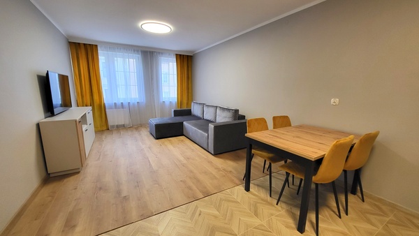 Elbląg KWADRAT NIERUCHOMOŚCImieszkanie 2 pokojowe, 52,55 m2II piętroumeblowane i wyposażoneStare Miastogotowe do