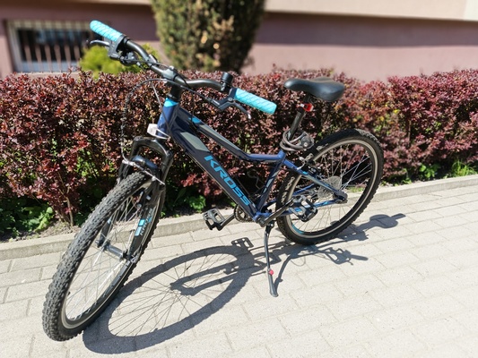 Elbląg Sprzedam rower dziecięcy Kross Hexsagon JR 1.0 Rower dodatkowo posiada 
-zapięcie 
- światła przód tył 
-