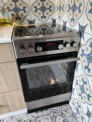 Elbląg Sprzedam używaną kuchenkę indukcyjną wolnostojącą w bardzo dobrym stanie, szerokość 50cm, Amica