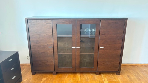 Elbląg Sprzedam komodę stan dobry. Wymiary Dł 175 cm Szer 40 cm Wys 110 cm