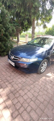 Elbląg Witam serdecznie mam na sprzedaż samochód marki Honda Accord 7,auto do remontu następujące naprawy progi oba,
