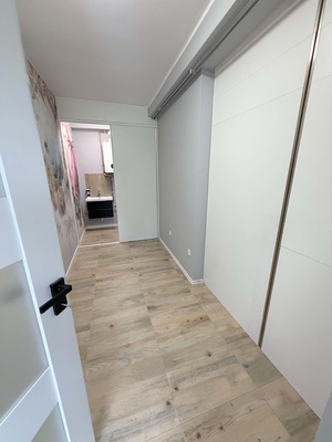 Elbląg Do wynajęcia gabinet w salonie kosmetycznym 10m2.
Oferujemy podnajem zamykanego gabinetu, idealnego na usługi