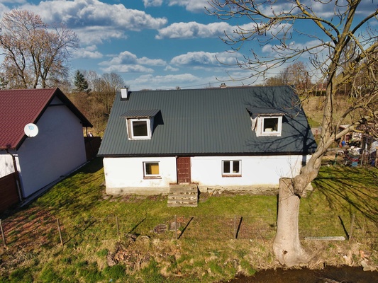 Elbląg &nbsp; Dom z potencjałem &ndash; dwie niezależne części, malownicza okolica | Jelonki, gmina Rychliki&nbsp;