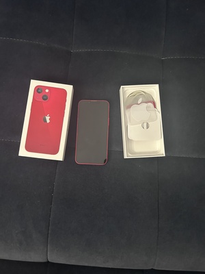 Elbląg Sprzedam iPhone 13 mini czerwonego w idealnym stanie kondycja baterii 84% nie był nigdy w naprawie